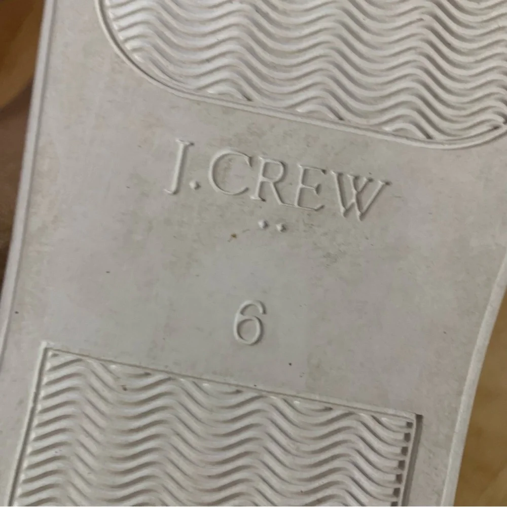J.Crew Gold Slide Loafers Size 6‎